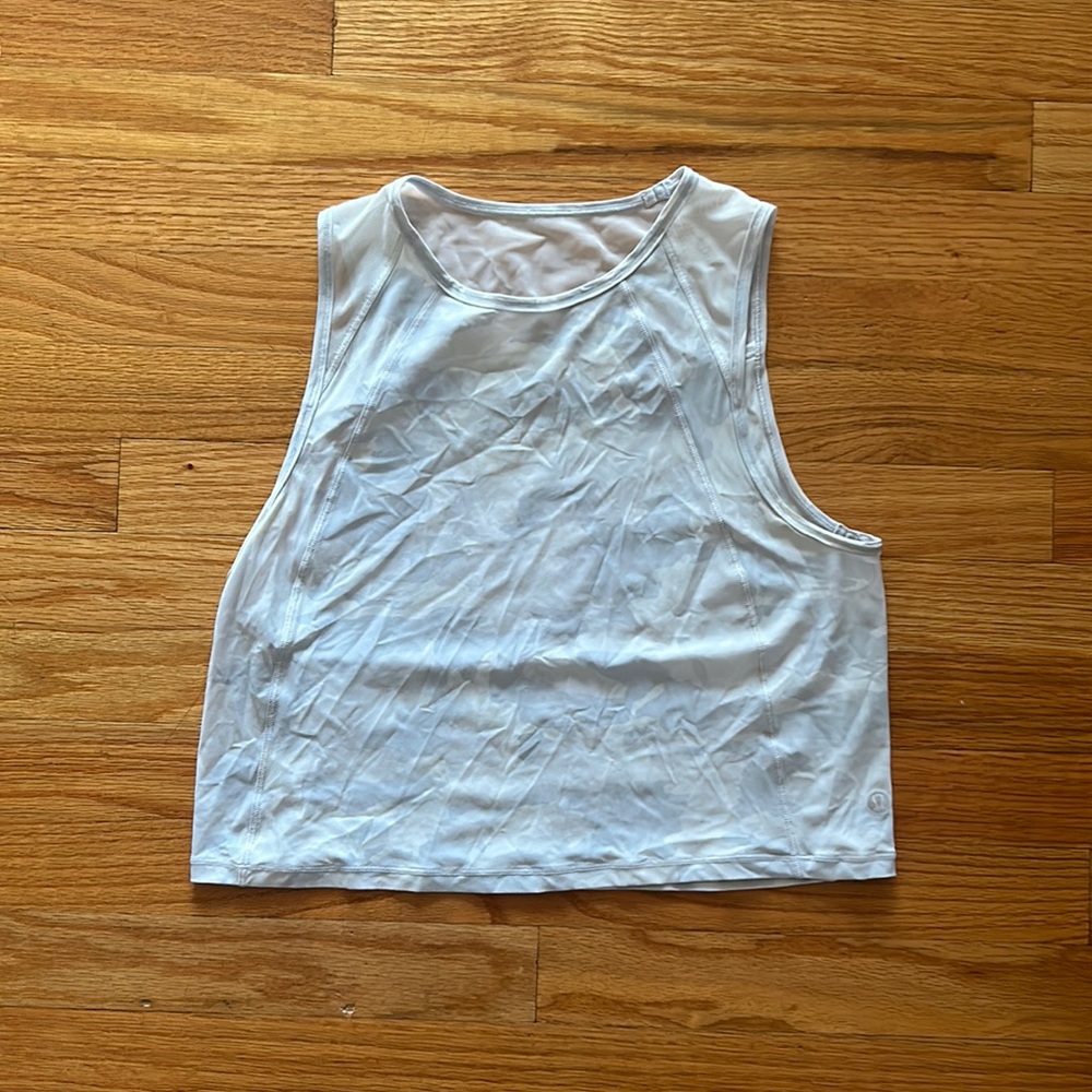 Lululemon Womens Cropped Muscle Tank White Camo